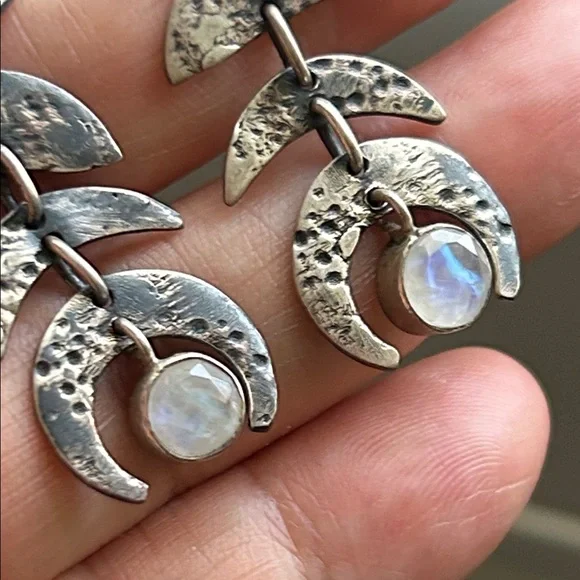 🖤NWOT🔺Moon Phase Moonstone Drop Earrings Sterling Silver - Picture 7 of 12